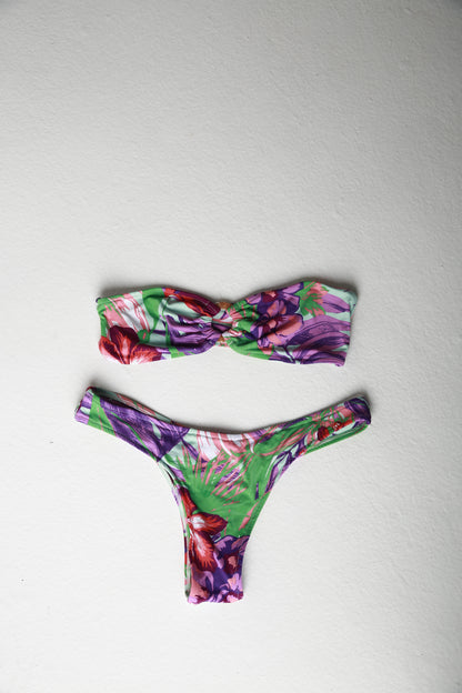 Verde Vixen bottom